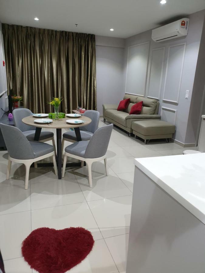 Corner Unit@I-City Family Suite Central Mall View Shah Alam Buitenkant foto